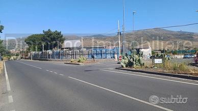 Terreno per esposizione e magazzino a Randazzo