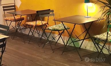 Tavoli da bistrot in metallo pieghevoli + sedie