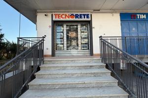 NEGOZIO A MARANO DI NAPOLI