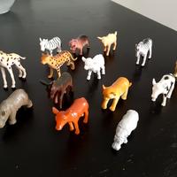 animali di plastica 