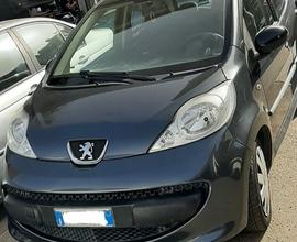 Peugeot 107 del 2006