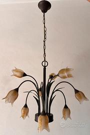 Lampadario vintage a 8 luci con fiori in vetro