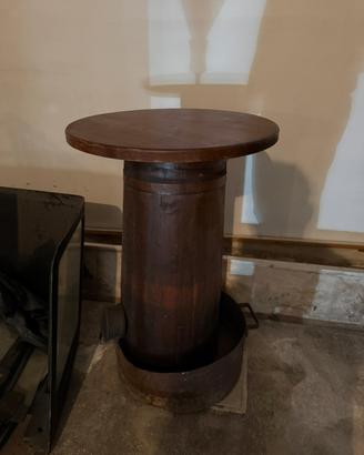 Tavolo bar in legno