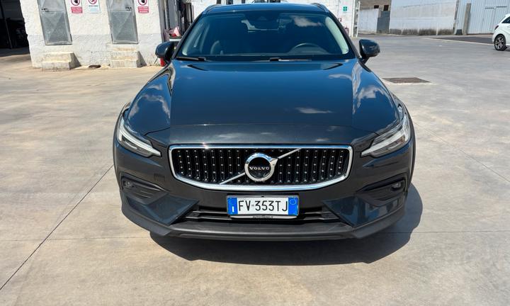 Volvo V60 Cross Country