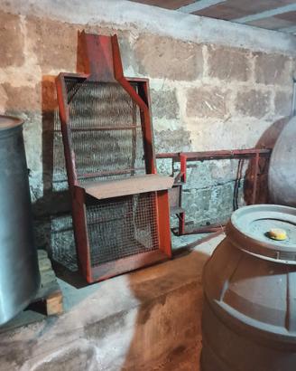 macchinario manuale per pulizia olive