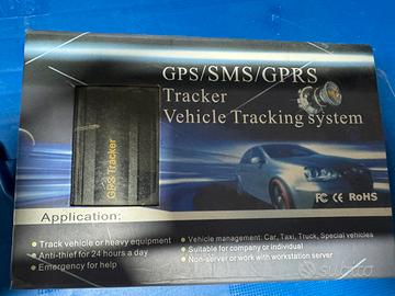GPS tracker per moto auto e camion
