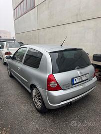 Renault Clio rs