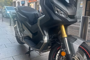 Moto xadv 750