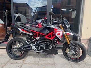 aprilia dorsoduro 900