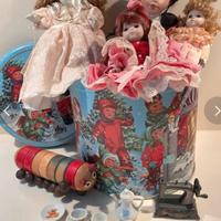 Lotto bambole e oggetti vintage collezione