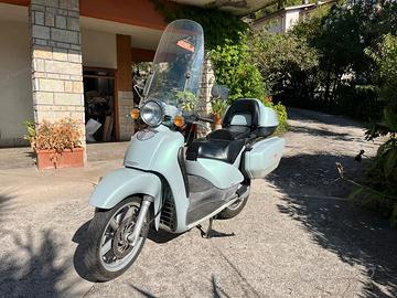 Aprilia Scarabeo 150 anno 2000