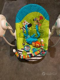 Sedia dondolo, bicicletta e cavallino a dondolo