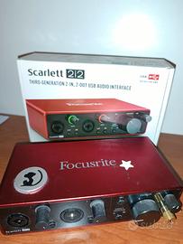 Scheda Audio Focusrite Scarlet 2i2 3° gen.