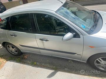 Auto ford focus 1.8 2003