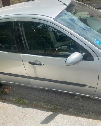 Auto ford focus 1.8 2003