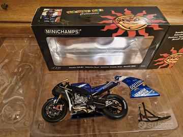 Yamaha M1 V.Rossi 2005 Minichamps 1 12