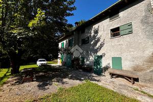 4 LOCALI A SONGAVAZZO