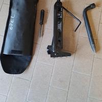 Cric per sollevamento auto Opel Zafira