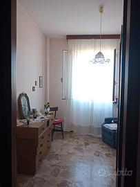 Quattro locali più servizi e cantina