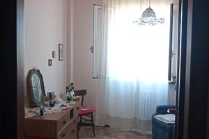 Quattro locali più servizi e cantina