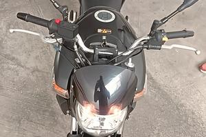 Suzuki gsr 600