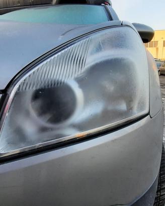 NISSAN QASHQAI 2010 - FARO ANTERIORE SINISTRO