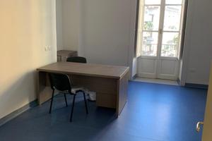 Stanza per medici - studio medico al Vomero 50