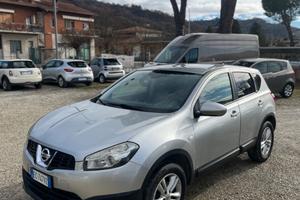 Nissan Qashqai 1.5 dCi PERFETTA SI NEOPATENTATI