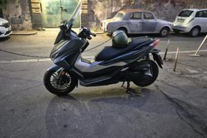 Honda Forza 350