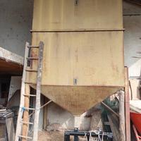 Contenitore in metallo per granaglie 