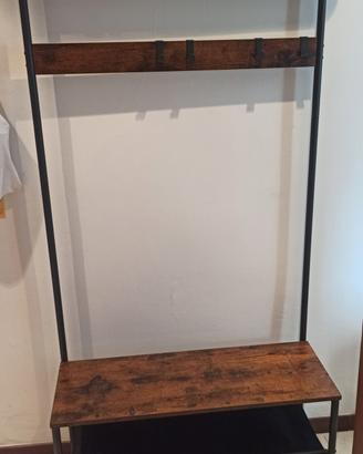 APPENDIABITI CON RIPIANO PER SCARPE