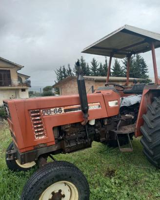 trattore agricolo