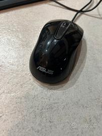 Tastiera computer e mouse