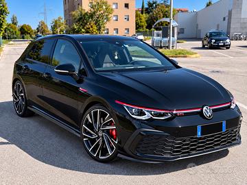 Golf 8 GTI