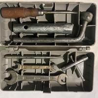 SCATOLA ATTREZZI -TROUSSE FIAT 500 D F L R