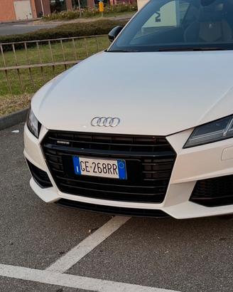 Griglia audi tt Mk3