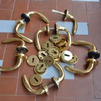 Maniglie di ottone