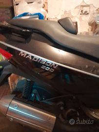 Malaguti madison 200