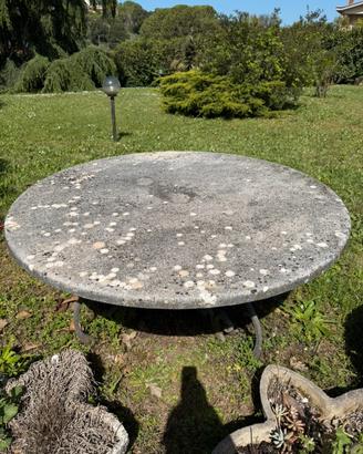 Tavolo in Pietra
