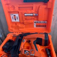 Chiodatrice SPIT 800 E