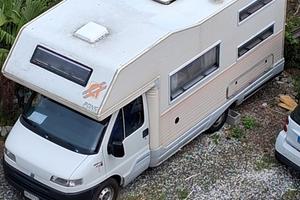camper mansardato CI