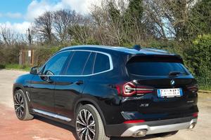 BMW X3 2022 con soli 120 mila km