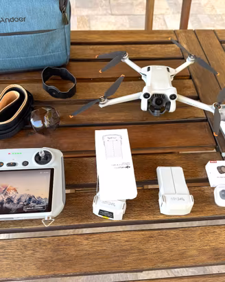 DJI Mini 3 Pro + DJI RC + 2 batterie - Ottime cond