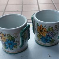 Coppia di tazze in ceramica artistica di Albisola