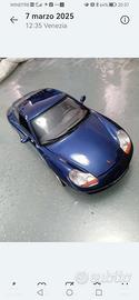 modellino porsche carrera 911 scala 1 18 