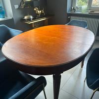 Tavolo ovale allungabile