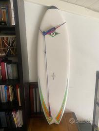 Tavola da surf BIC Fish 5.10 con leash
