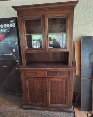 Credenza alta in noce