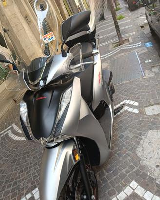 Honda SH 350 in perfette condizioni