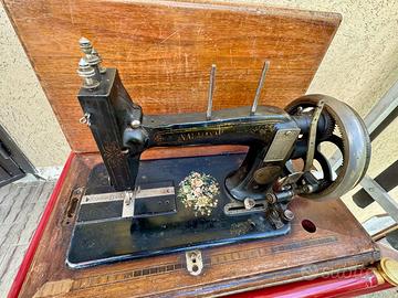 Macchina da cucire Saxonia Regia Naumann fine '800
